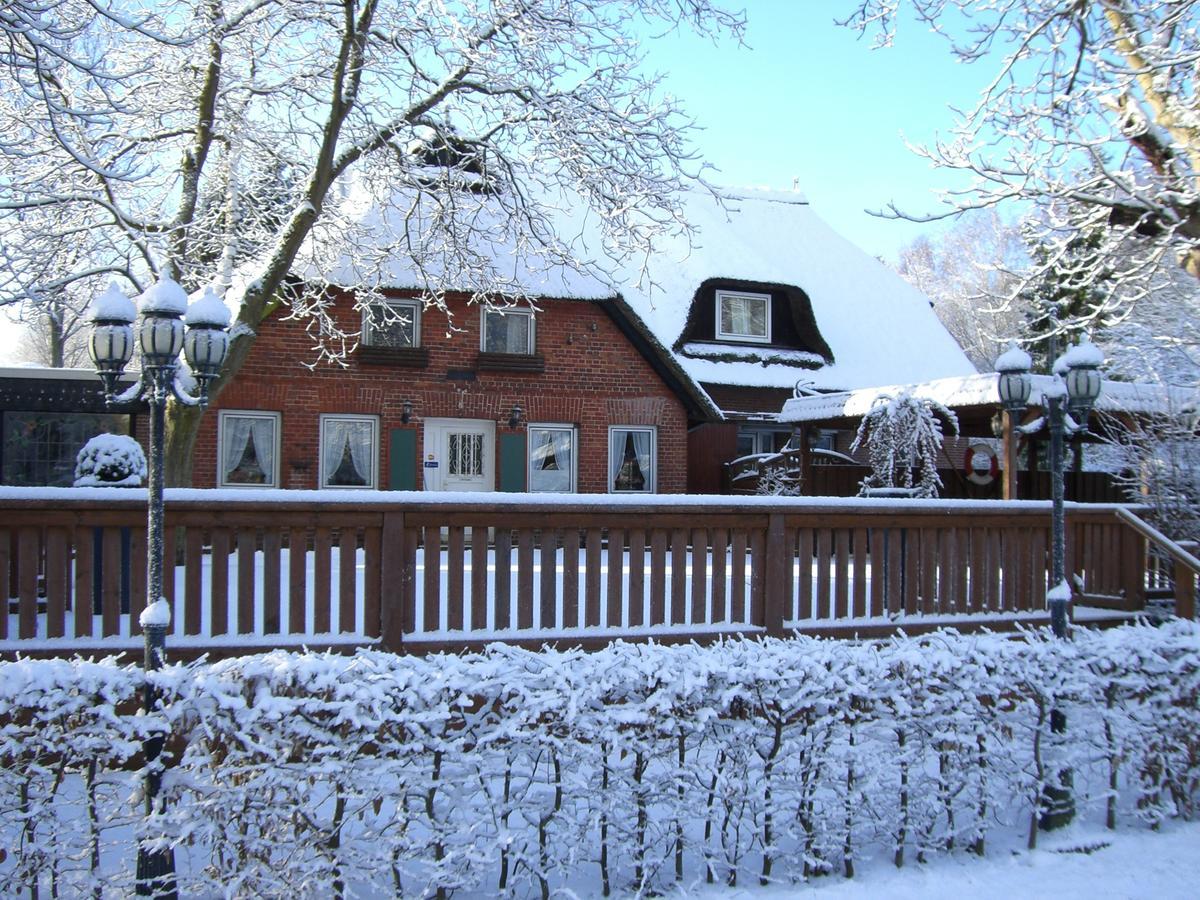 Landhaus Absalonshorst Hotel Groß Grönau Eksteriør billede